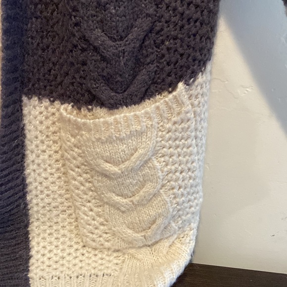 Forever21 - cardigan - Picture 2 of 4